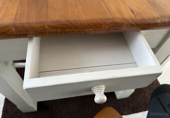 SET MASIVNÍHO KVALITNÍHO NÁBYTKU - 12