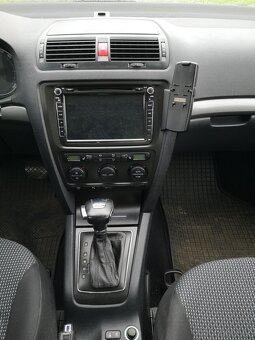 ŠKODA OCTAVIA II DSG ELEGANCE DIESEL 103KW SERVIS - 12