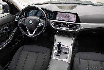BMW Rad 3 Touring 318d mHEV A/T - 12