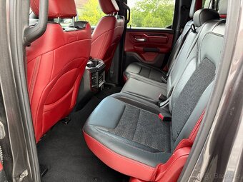 DODGE RAM REBEL HEMI HARDTOP OFFROAD PAKET - 12