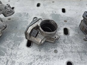 PŘÍSLUŠENSTVÍ MOTORU - VW 1.9 TDi 74kW, typ AXR - 12