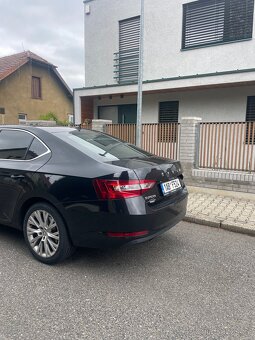 Skoda superb 2024 sedan - 12