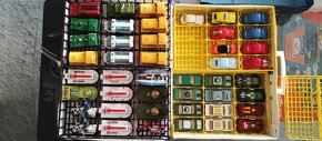 Matchbox autíčka - 12