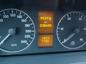 Mercedes A 200 CDI AMG 141 koní - 12