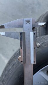 Volkswagen originální kola 17” se zimními pneu - 12