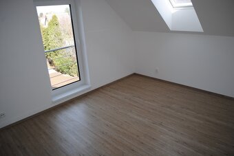 Pronájem novostavby domu 5+kk 160m2, Plzeň-Skvrňany - 12