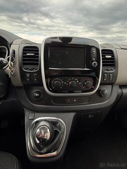 Renault Trafic 1,6dci 8 míst, nová STK ,194 500 km - 12