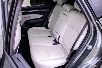 Hyundai Tucson 1.6T-GDi HEV Premium 4x4 - FULL - 12