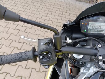 APRILIA TUONO 660, 35kW - 12