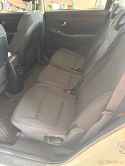 Kia carens 1.6 gdi, 70 tis km - 12