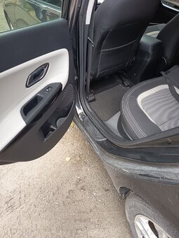 Kia ceed - 12