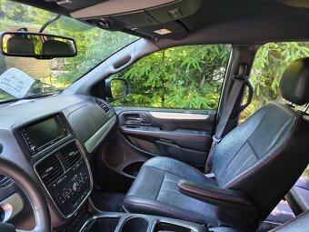 Dodge Grand Caravan 2016 R/T - 12