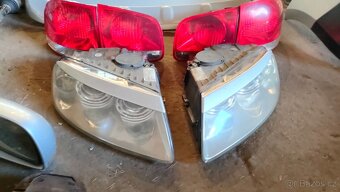 VW Touareg V10 TDI díly, barva LA7W - 12