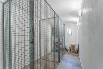 Pronájem velkého bytu 2+1, 94 m² s terasou 16 m² a vlastním  - 12
