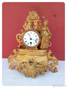 figurální zdobené mosazné mechanické hodiny Francie 1910 - 12