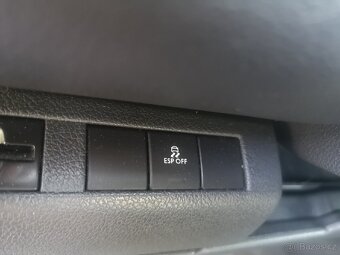 Peugeot 5008 1.6 HDi - 12