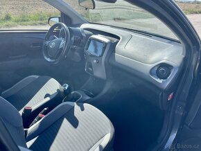 Toyota Aygo 2019, plná výbava, 140 000 km, skvělý stav - 12