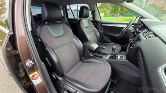 ŠKODA OCTAVIA 3 COMBI 1.4 TSI - ELEGANCE - BI-XENONY - 12