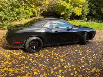 Dodge Challenger 5.7 HEMI r.v. 2017 - 12