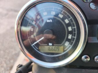 Moto Guzzi V 7 Classic (2011) jen 16 tis.km - 12