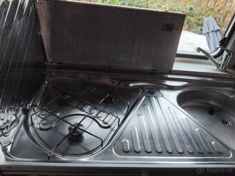 Obytny prives karavan knaus s palandama - 12