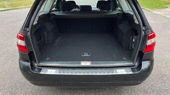 MERCEDES-BENZ E200CDI AUTOMAT HARMAN/KARDON - 12
