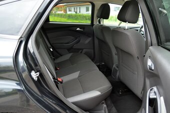 Ford Focus 1.6i 16V 92kW Style Plus - 12