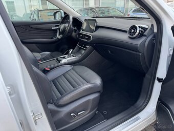 MG EHS PHEV Luxury 1.5 190kW AUT. Panorama Kamera 360° Navi - 12