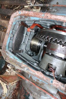 Zetor 8145 12045 12011 12111 12145 16145 diferenciál - 12