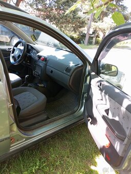 Škoda fabia 1.9 TDI 74kw - 12
