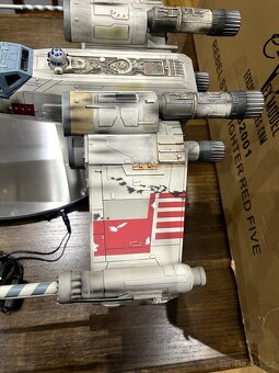 eFX Star Wars EP IV Luke Skywalker X-Wing Starfighter #25783 - 12