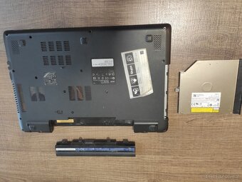 ACER E5-521G-6104 na díly - 12