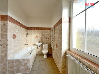 Pronájem bytu 2+1, 51 m², Děčín, ul. Stavební - 12