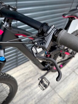 CUBE Sting WS 140 HPC RACE, vel. S, 27.5” - 12