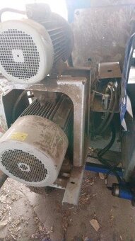 štípací automat SSP 450 E Binderberger - 12