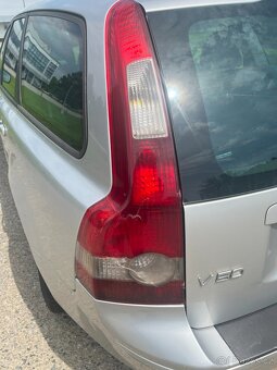 VOLVO V50 2.0D - 12
