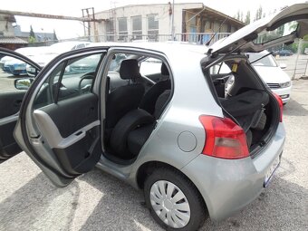 Prodám Toyota Yaris 1.0,1maj. - 12