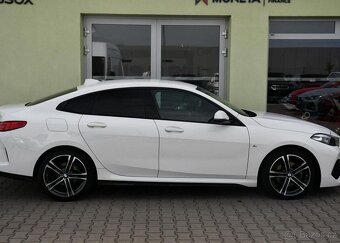 BMW Řada 2 218d M-SPORT HUD 1M ČR - 12