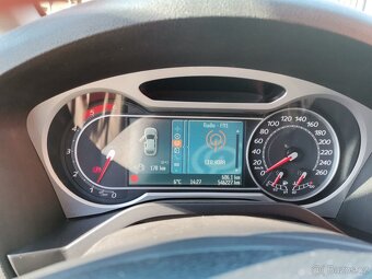 Ford Galaxy 2.2TDCi 129kw Ghia 7míst TZ - 12