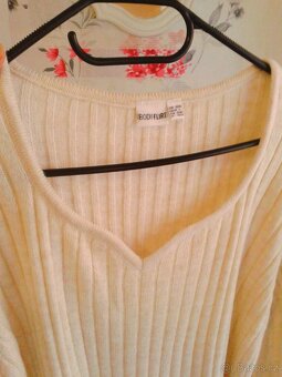 Elegantní pletené šaty 44/46 - 12