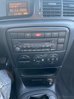 Opel Vectra 1,8i 92kw 2001 Digiklima - 12