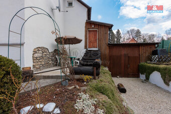 Prodej rodinného domu, 253 m², Krásno, ul. Radniční - 12