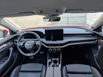 Škoda Superb Combi 2.0TDi 4x4 142KW L&k DSG 2025 - 12