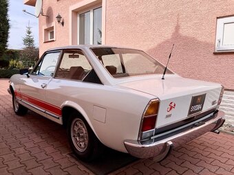 Fiat 124 CC 1600 Coupe - 12