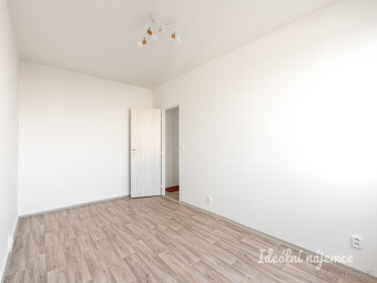 Pronájem bytu 3+1, Rajmonova, Kobylisy, 25900 Kč/měs, 67 m2 - 12