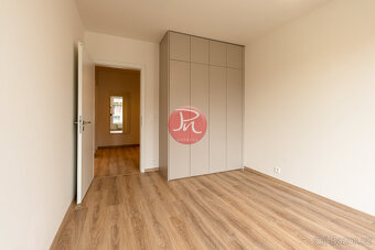 Pronájem nadstandardního bytu 4kk, s terasou 142,38m² v rezi - 12