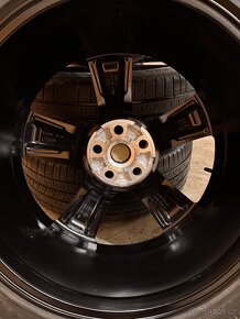 ORIG.LAND ROVER DEFENDER R22 275/45/22 NOVE - 12