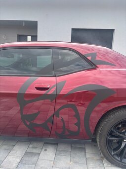 Dodge Challenger R/T 5.7 2018r automat - 12