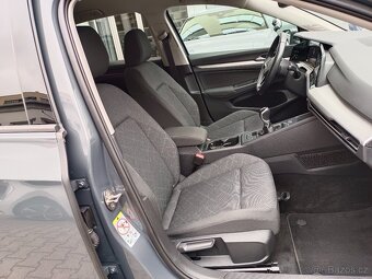 VW Golf 8 1.0TSI 81kW Manual 14tkm LED - záruka Autodraft - 12