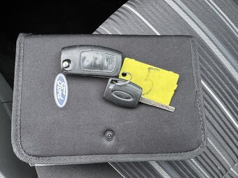 Ford Focus, 1.6i 74 kW digi. klima - 12